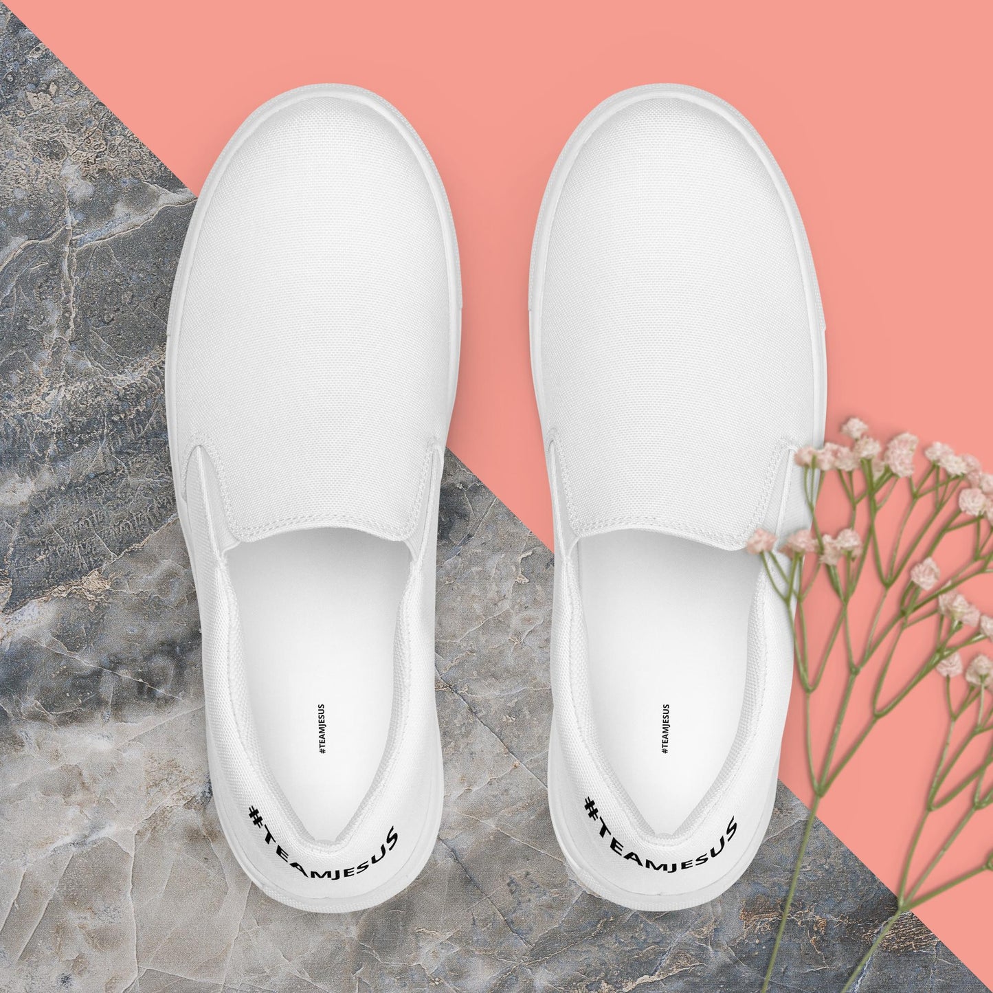 Women’s slip-on canvas shoes
